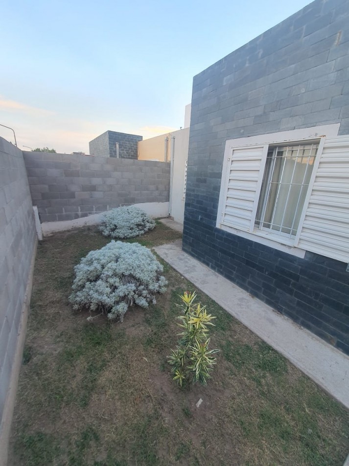 ALQUILER CASA BARRIO 600 VIV CIUDAD DE LA PUNTA, SAN LUIS