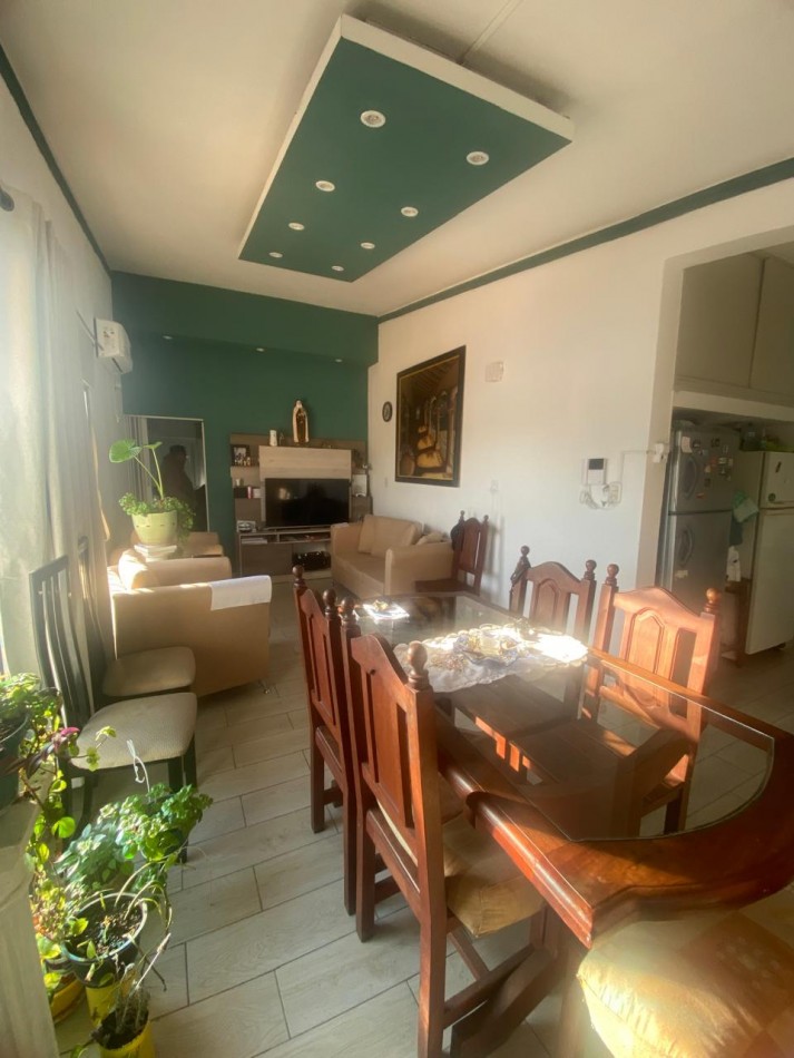 CASA EN VENTA PLANTA ALTA , AVENIDA ESPAÑA ENTRE CHACABUCO Y MITRE, SAN LUIS - CAPITAL