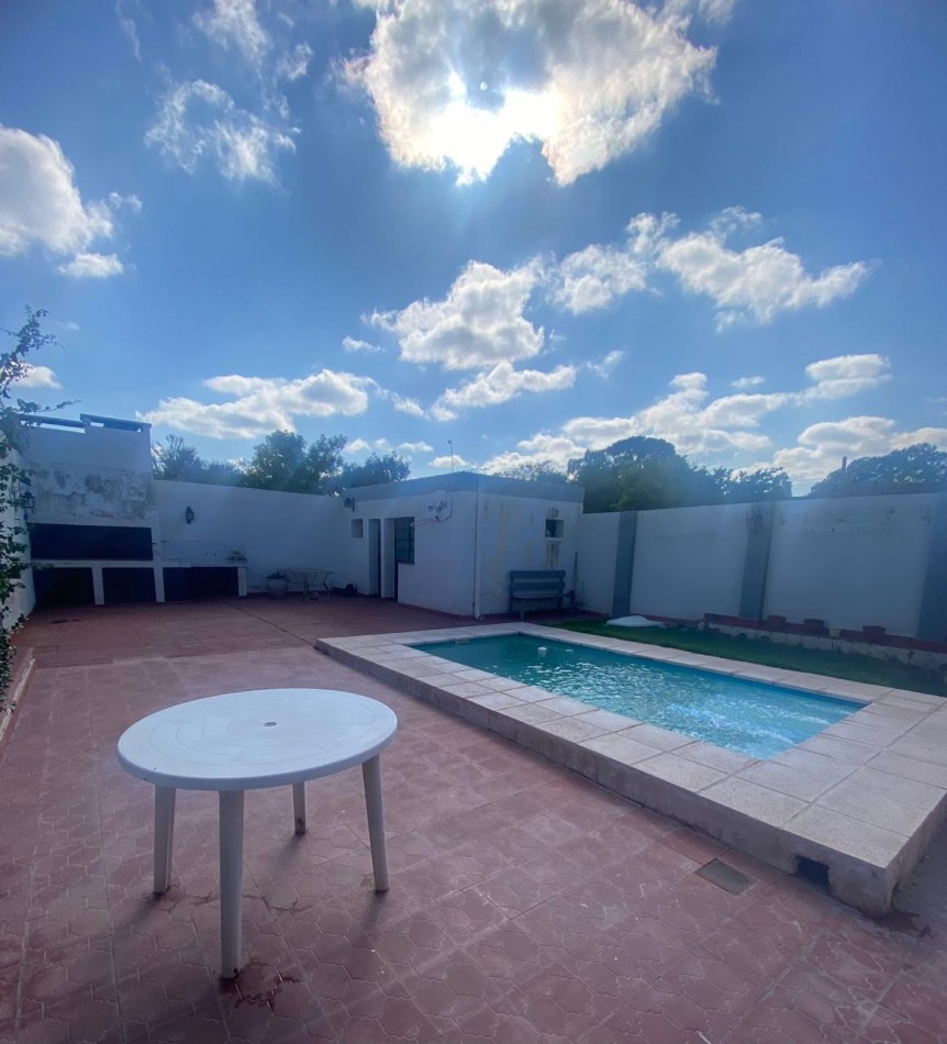 VENTA CASA MAESTRO GONZALEZ , SAN LUIS.