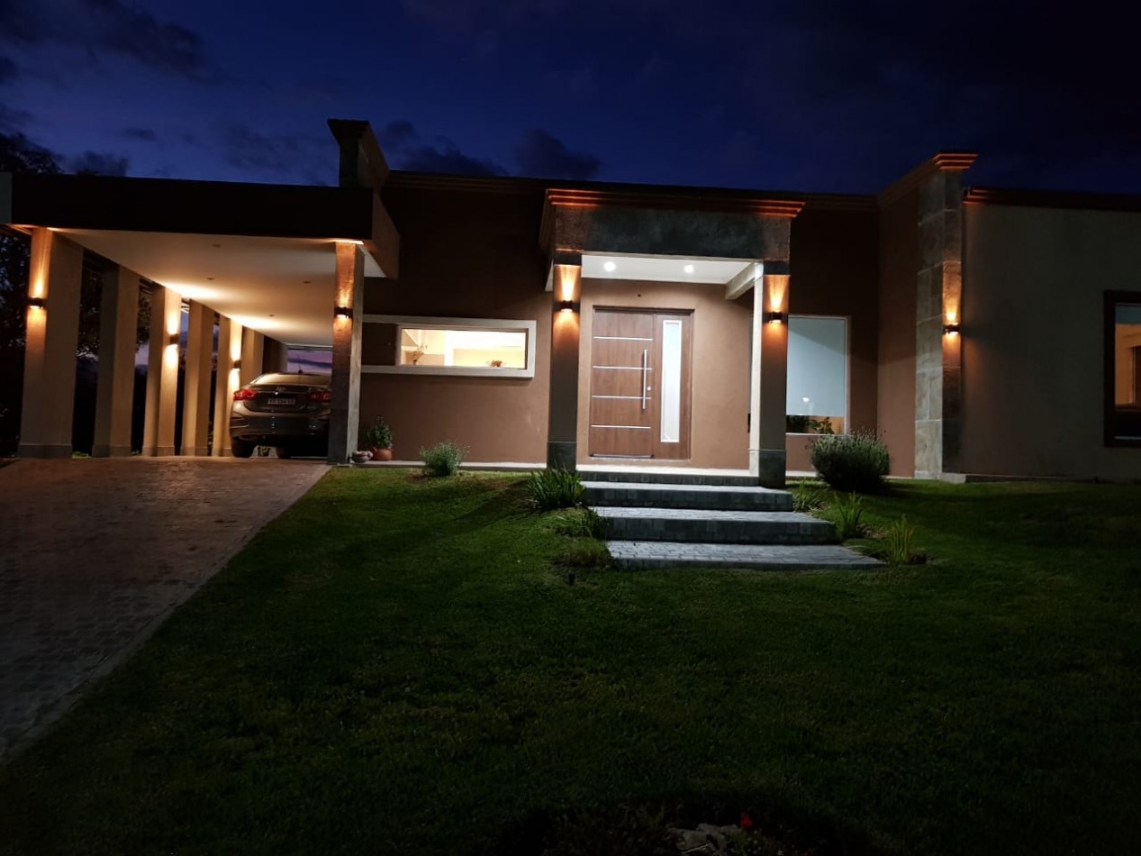 VENTA CASA BARRIO AGUADITA DE PORTEZUELO, SAN LUIS