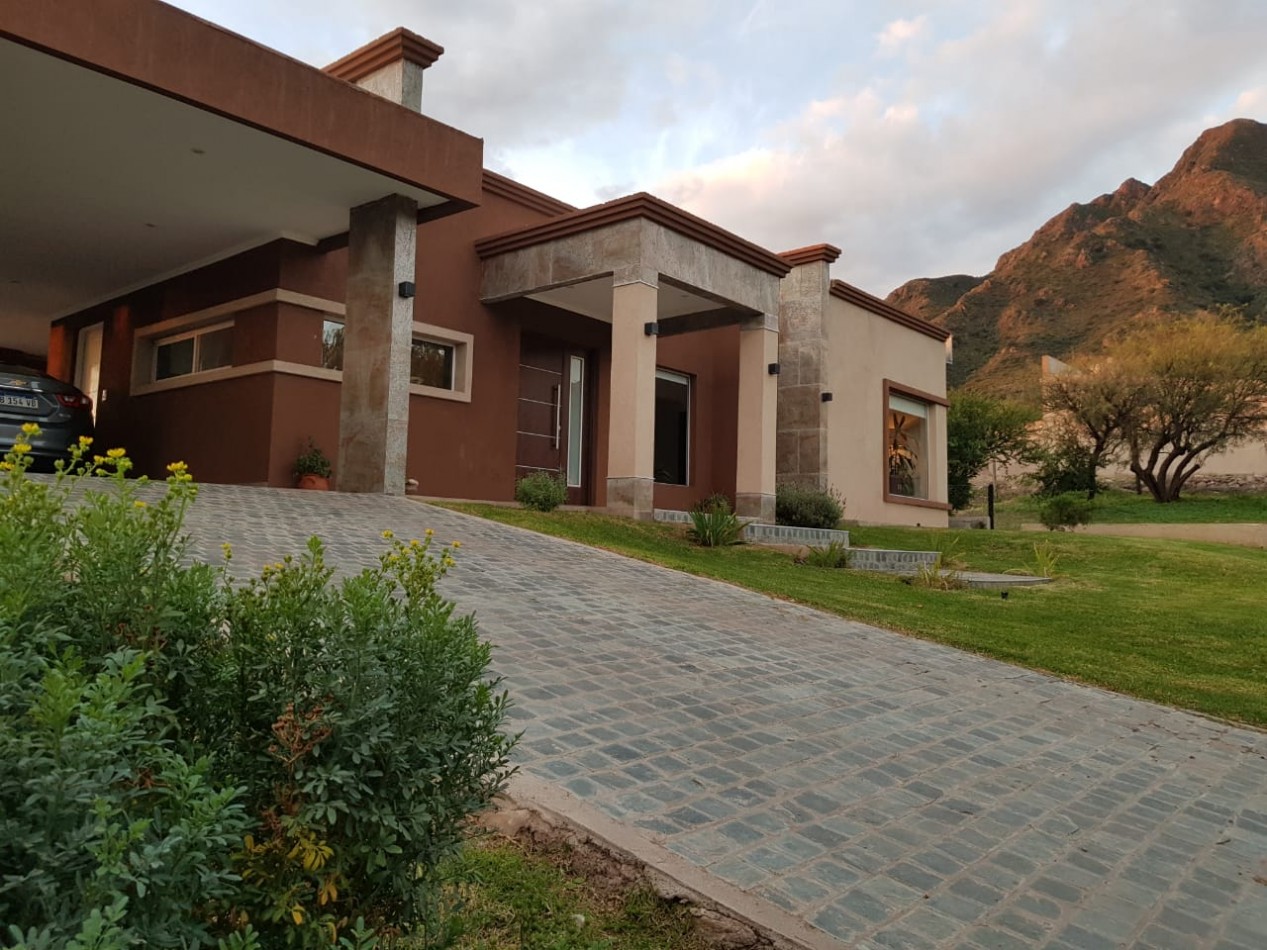 VENTA CASA BARRIO AGUADITA DE PORTEZUELO, SAN LUIS