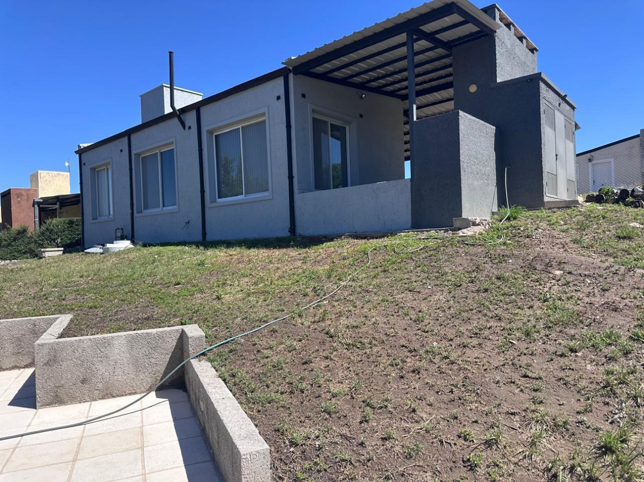VENTA  CASA BARRIO TERRALTA, EL VOLCAN , SAN LUIS.