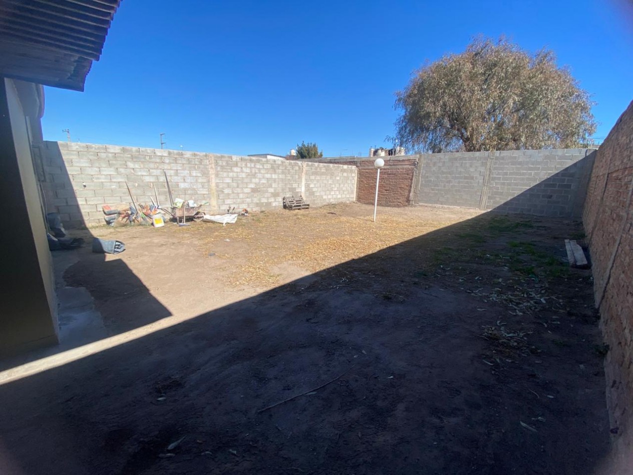 ALQUILER CASA , ZONA AIELLO LAS LOMAS Y EDESAL , SAN LUIS.