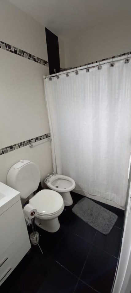 VENTA DPTO COMPLEJO HABITACIONAL WILDE - LAS FLORES TORRE 38 PCIA BS AS