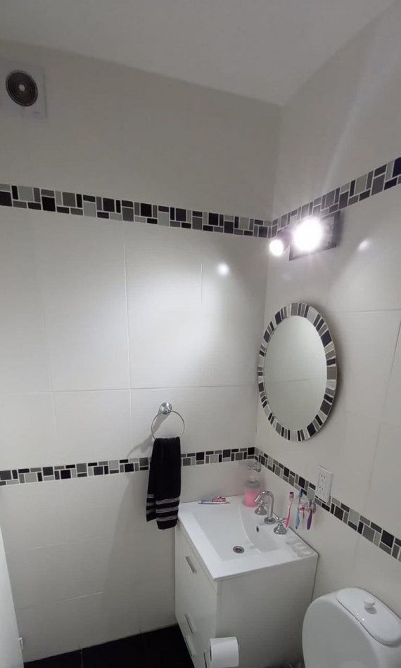 VENTA DPTO COMPLEJO HABITACIONAL WILDE - LAS FLORES TORRE 38 PCIA BS AS