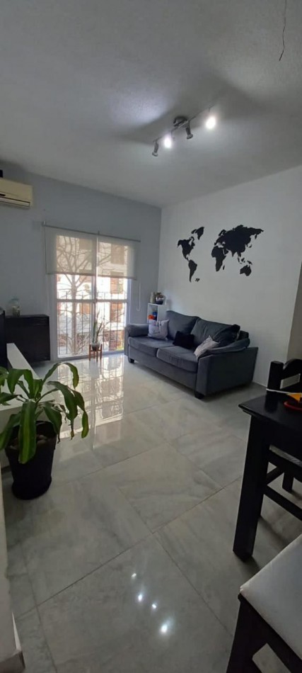 VENTA DPTO COMPLEJO HABITACIONAL WILDE - LAS FLORES TORRE 38 PCIA BS AS