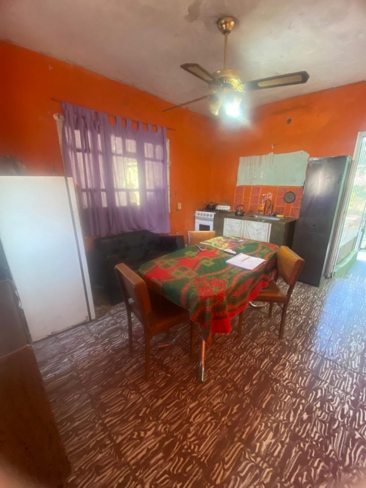 VENTA CASA CERCA DEL CENTRO EN PASAJE MAURO , SAN LUIS