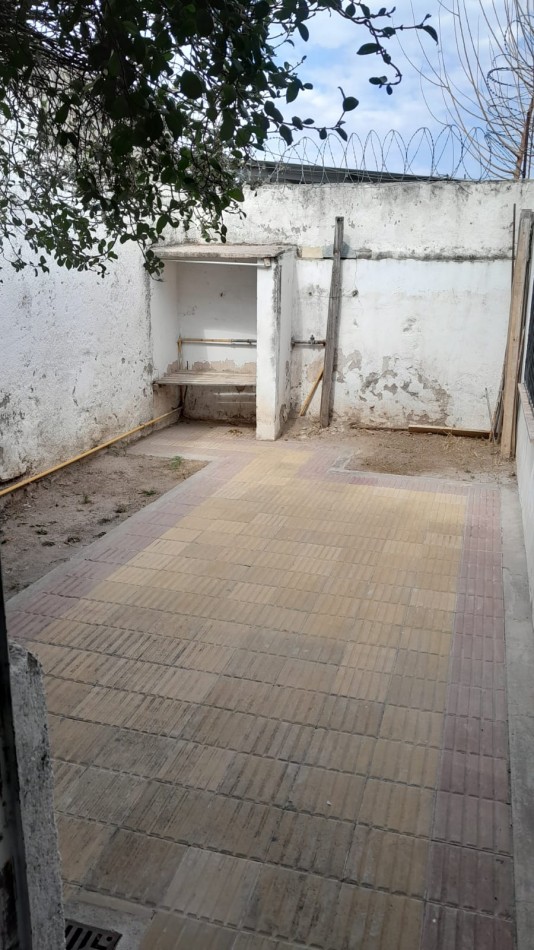 ALQUILER  DPTO CALLE CONSTITUCIONN  ENTRE PRINGLES Y BELGRANO , SAN LUIS.