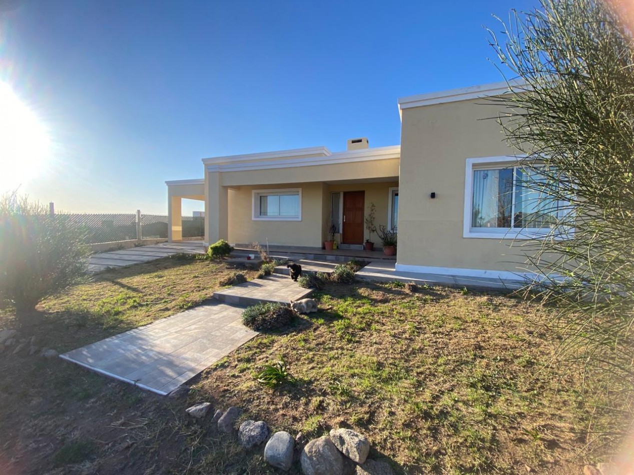 VENTA CASA BARRIO AGUADITA DEL PORTEZUELO, SAN LUIS.