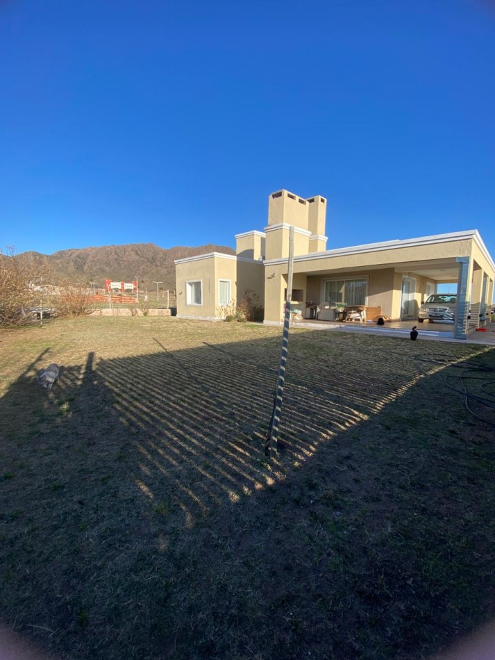 VENTA CASA BARRIO AGUADITA DEL PORTEZUELO, SAN LUIS.