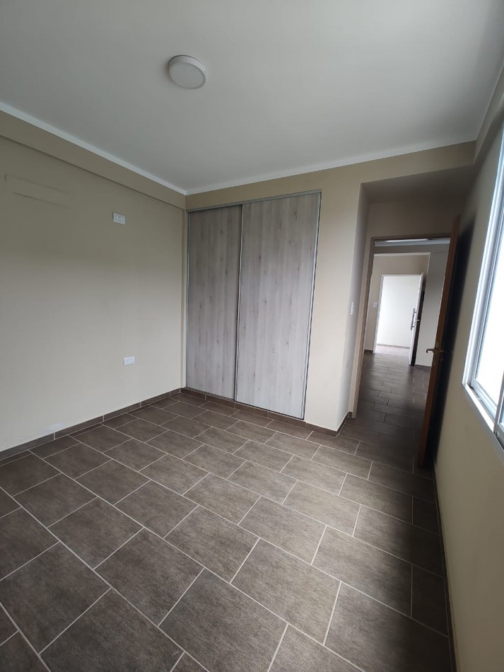 ALQUILER DEPARTAMENTO CENTRICO EN  CALLE PEDERNERA ENTRE COLON Y RIVADAVIA , SAN LUIS .