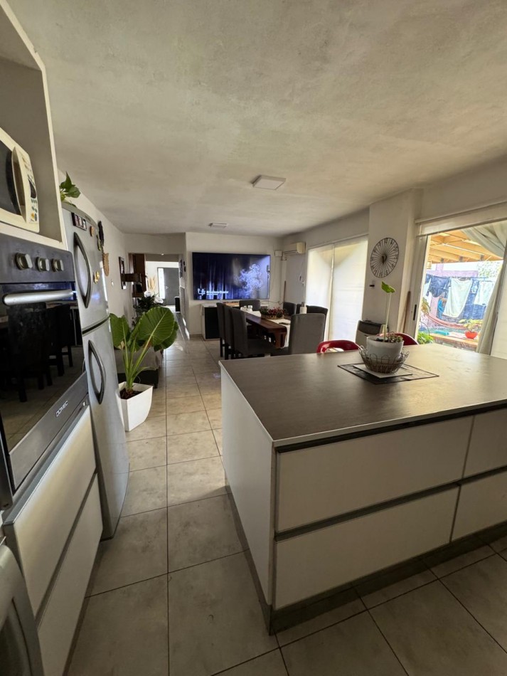 Venta casa Barrio 137 vdas ( primer rotonda) San Luis.