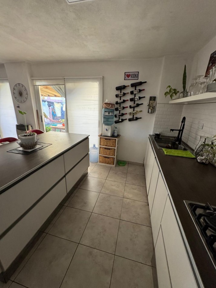 Venta casa Barrio 137 vdas ( primer rotonda) San Luis.