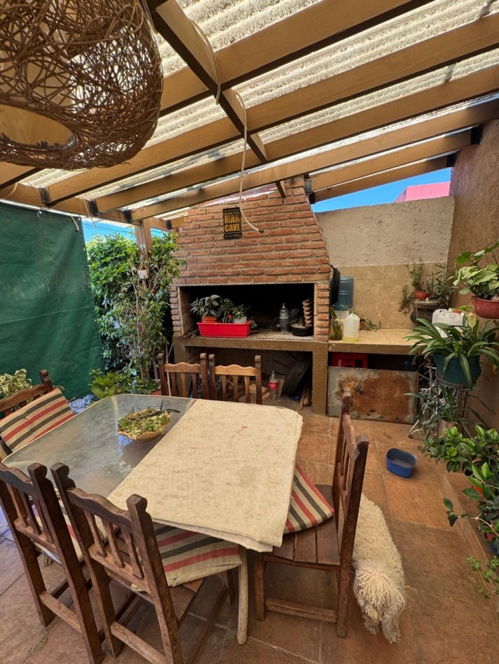 Venta casa Barrio 137 vdas ( primer rotonda) San Luis.