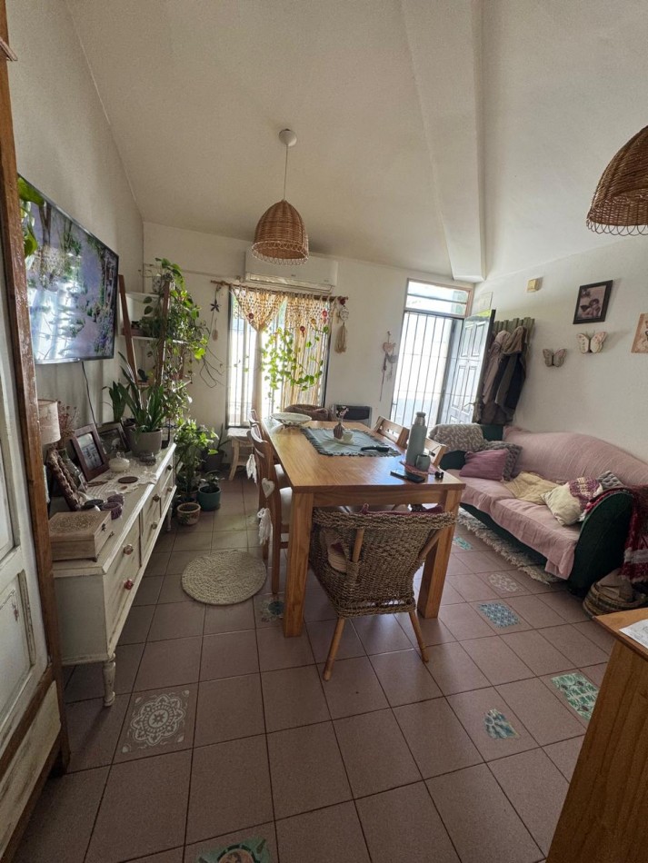 VENTA CASA CON PILETA 