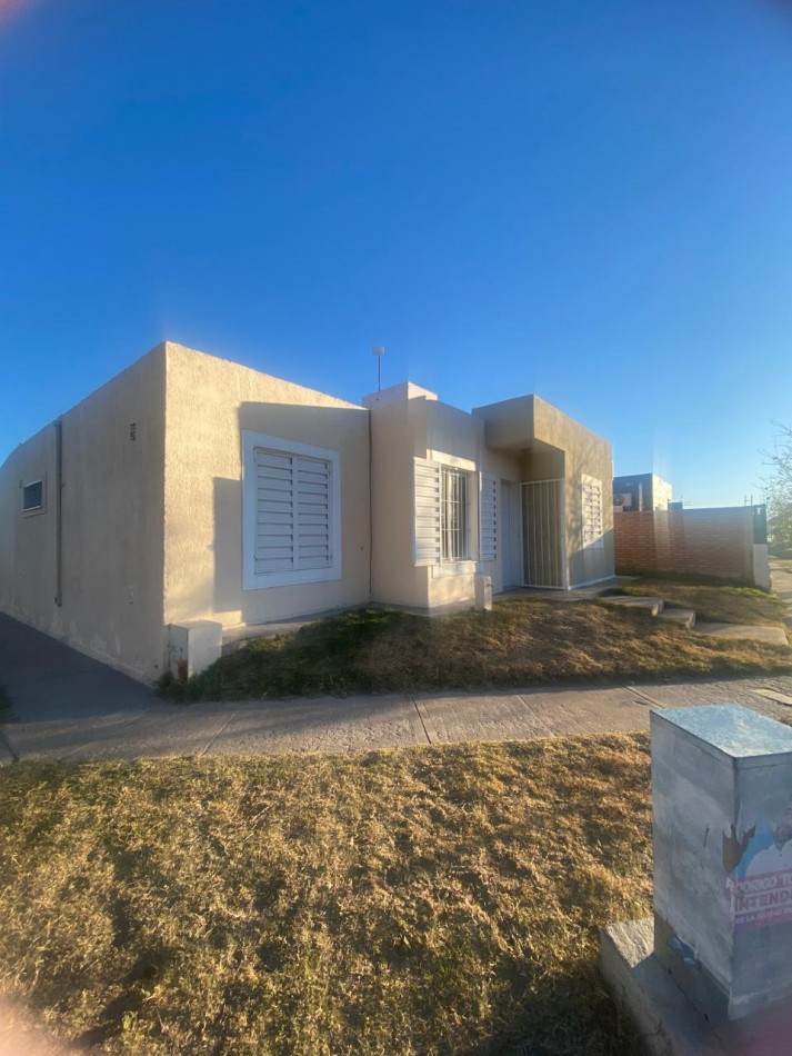 ALQUILER CASA CIUDAD DE LA PUNTA