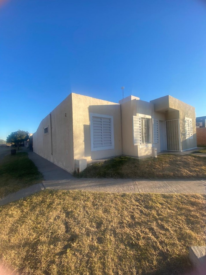 ALQUILER CASA CIUDAD DE LA PUNTA