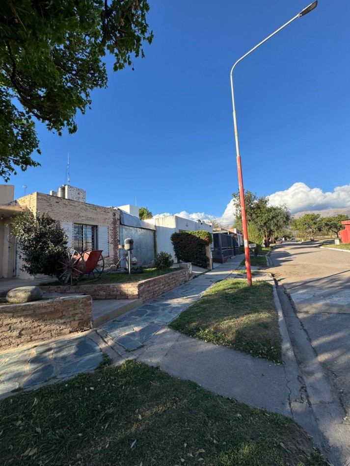 VENTA CASA + DEPARTAMENTO , BARRIO LOS LAPACHOS , LA PUNTA SAN LUIS