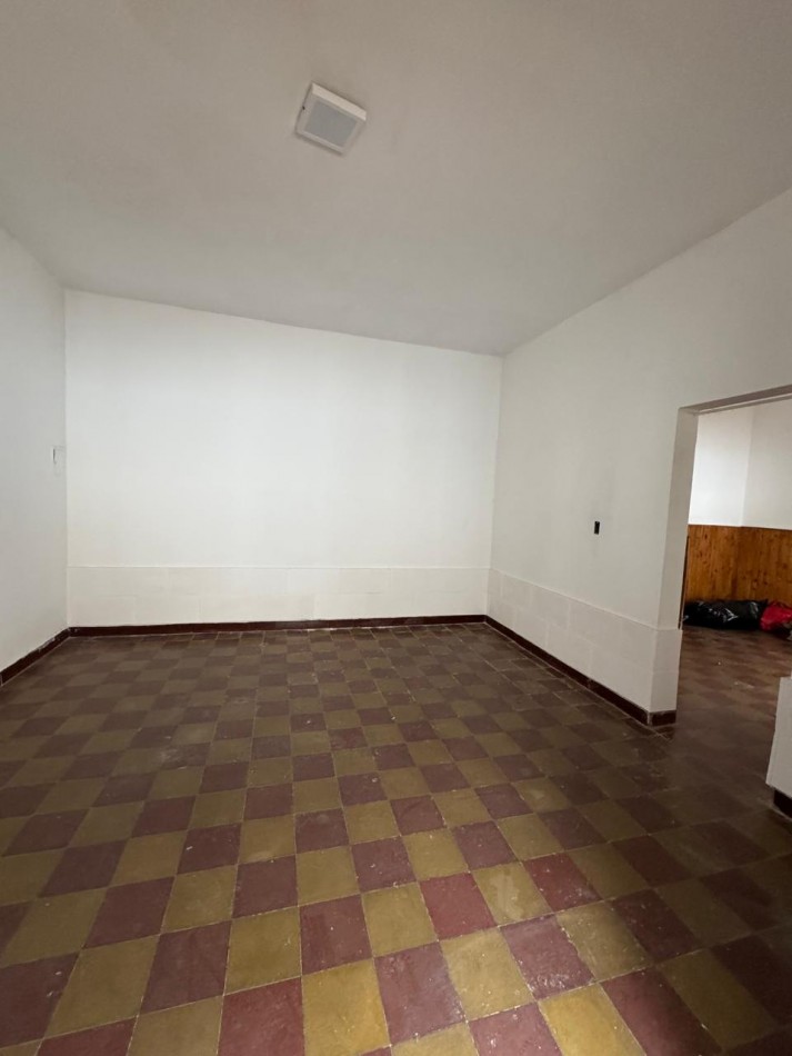 ALQUILER CASA CALLE SARMIENTO