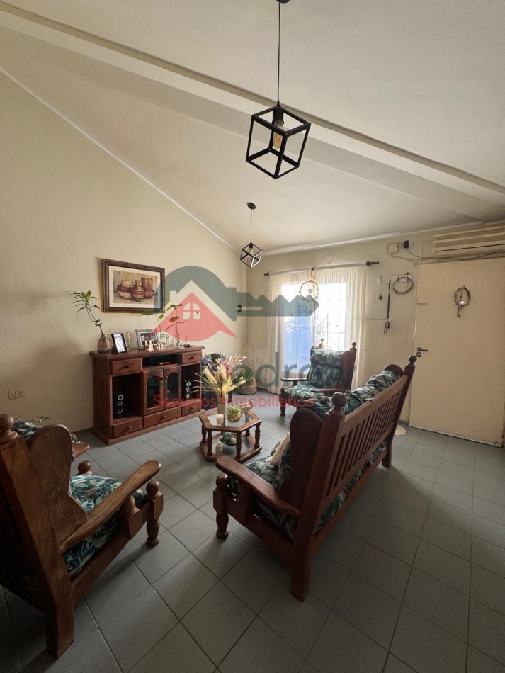 VENTA HERMOSA CASA CON PILETA, CIUDAD DE LA PUNTA, SAN LUIS