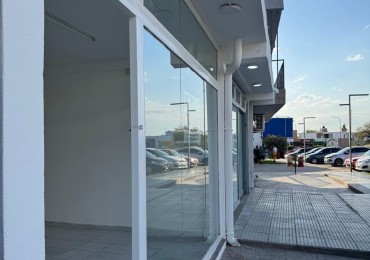 ALQUILER LOCAL COMERCIAL, ANILLO COMERCIAL , ZONA ESTACION DE SERVICIO LA PUNTA, SAN LUIS.